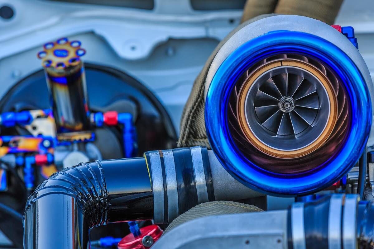 Odnowiona turbosprężarka gotowa do ponownego użycia po procesie regeneracji